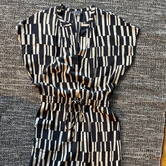 Vince silk drawstring waist dress - Picture 1 of 8